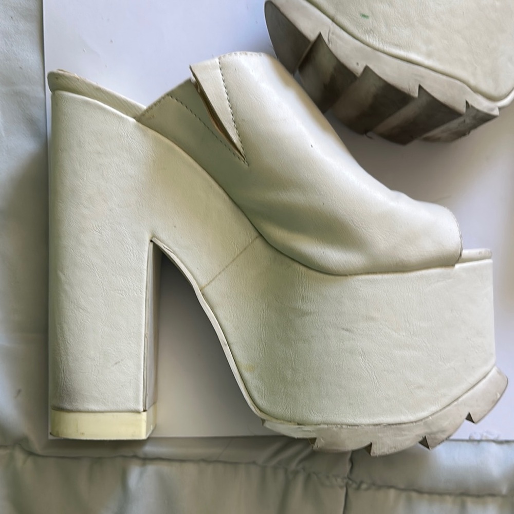 Vintage 90's YRU sandals Elegant White Platform Heels 6 - Picture 7 of 10